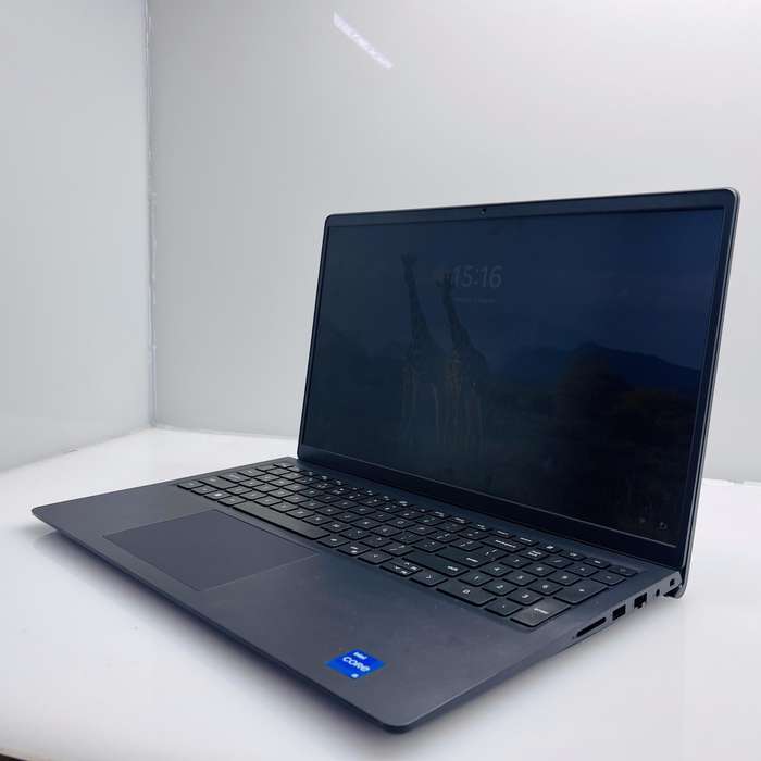 Dell Vostro 15 3510 11th Gen "Core i5" 2.40GHz 16GB RAM 512GB SSD Black
