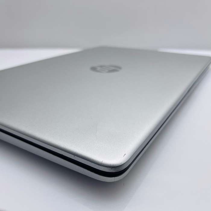 HP 15s-eq2004ni Ryzen 3 2.60GHz 8GB RAM 512GB SSD (NVMe) Silver - Damaged Hinge And Casing