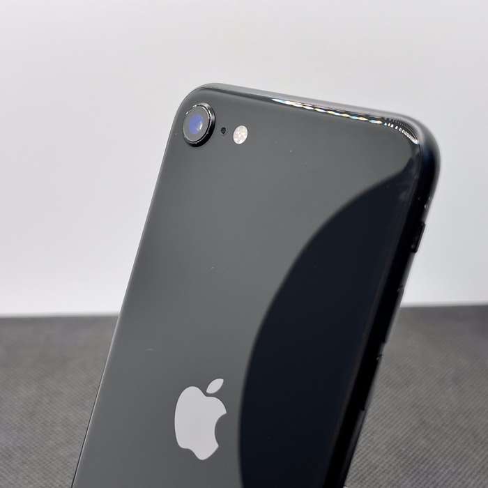 Apple iPhone SE (2020) 64GB Black