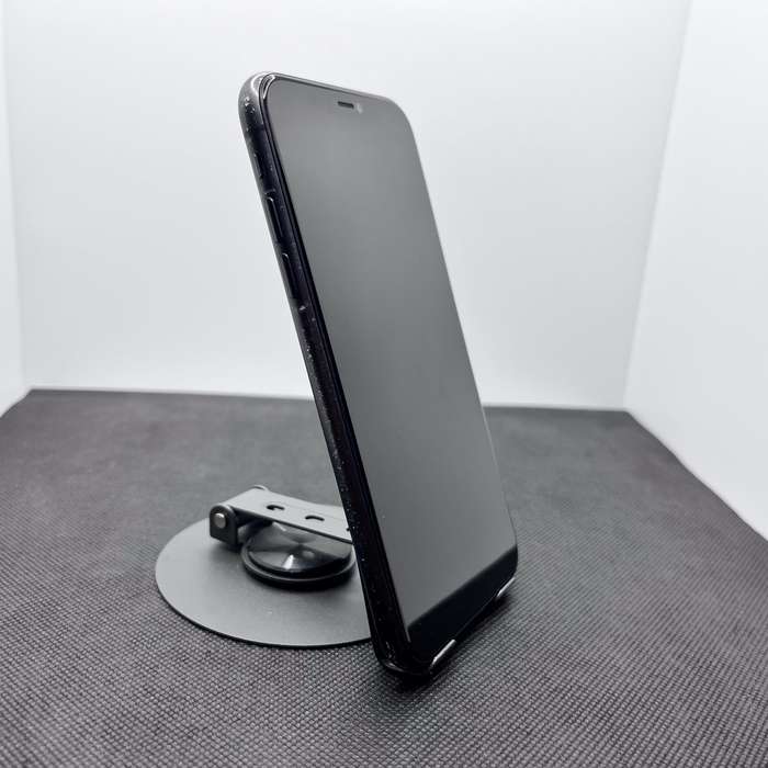 Apple iPhone 11 64GB Black (6 Month Warranty)