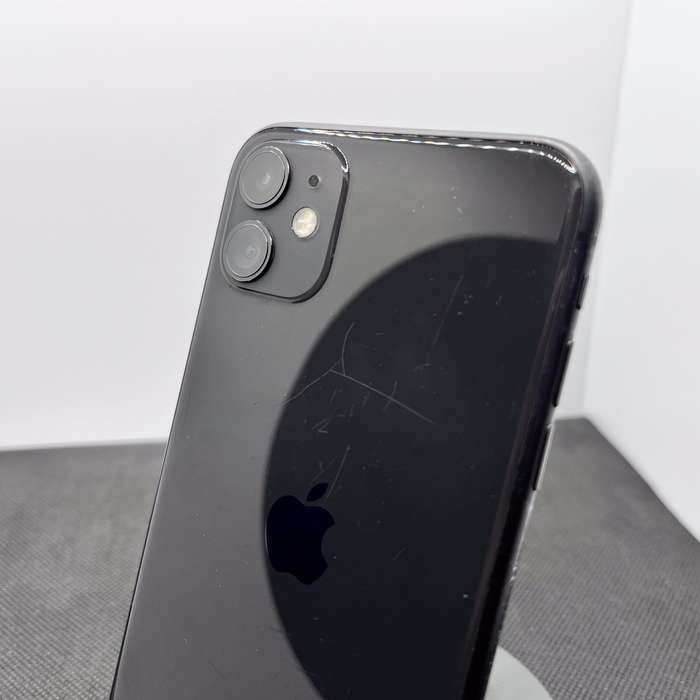 Apple iPhone 11 64GB Black (6 Month Warranty)