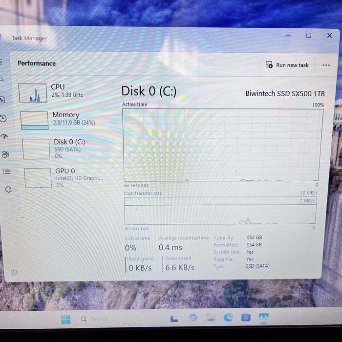 Lenovo IdeaPad 300-15ISK "Core i5" 12GBB RAM 1TB SSD (SATA) Black (3 Month Warranty)