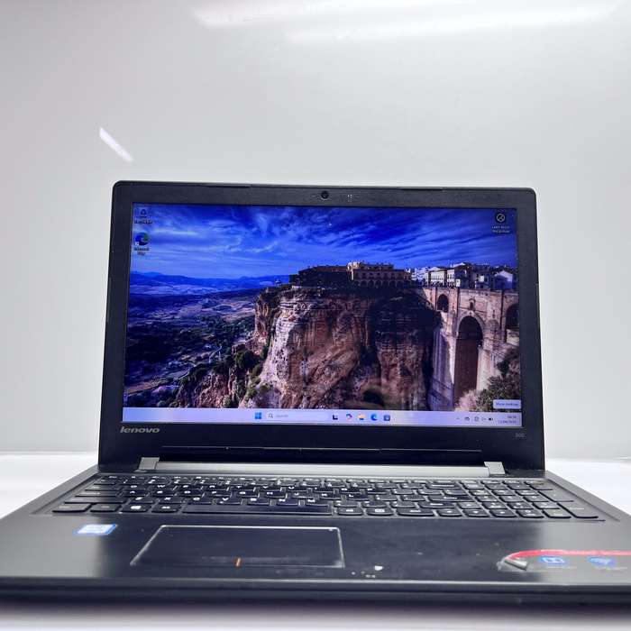 Lenovo IdeaPad 300-15ISK "Core i5" 12GBB RAM 1TB SSD (SATA) Black (3 Month Warranty)