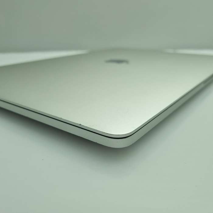 MacBook Pro 15-Inch "Core i7" 2.7GHz (Touch/Late 2016) 16GB RAM 512 SSD (6 Month Warranty)
