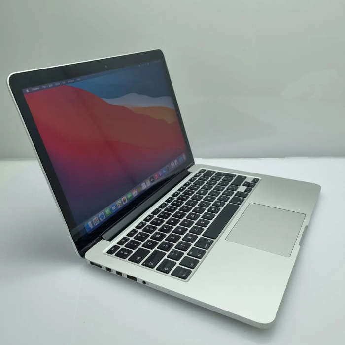 MacBook Pro 13" "Core i5" 2.7GHz (Early 2015) 8GB RAM 256GB SSD Silver - Cracked Screen