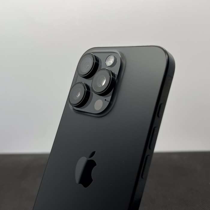 Apple iPhone 16 Pro 128GB Black Titanium (2 Year Warranty)