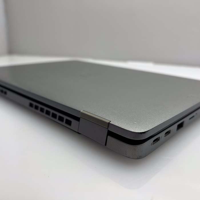 Dell Latitude 5320 11th Gen "Core i7" 32GB RAM 512GB NVME SSD Silver