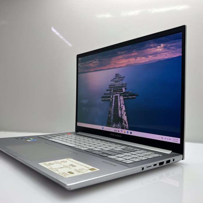 Asus VivoBook Pro 16X 11th Gen "Core i7" 16GB RAM 512GB SSD (RAID) Silver (12 Month Warranty)