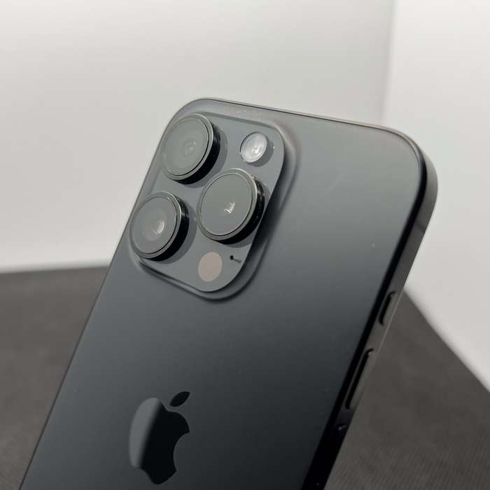 Apple iPhone 15 Pro 256GB Black Titanium (12 Month Warranty)