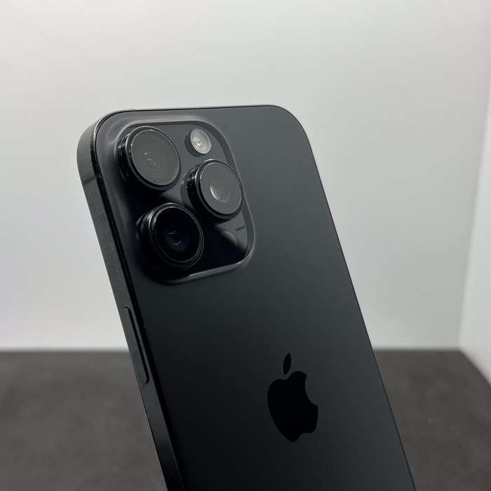 Apple iPhone 16 Pro Max 256GB Black Titanium (12 Month Warranty)
