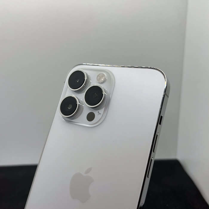 Apple iPhone 14 Pro Max 128GB Silver (12 Month Warranty)