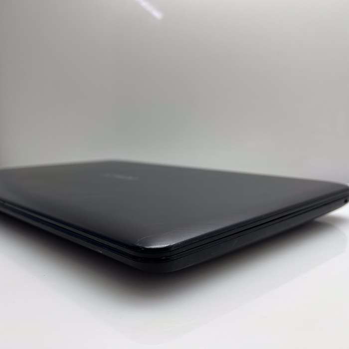 Asus X543U "Core i7" 1.80GHz 8GB RAM 256GB SSD Black - Bright Spots