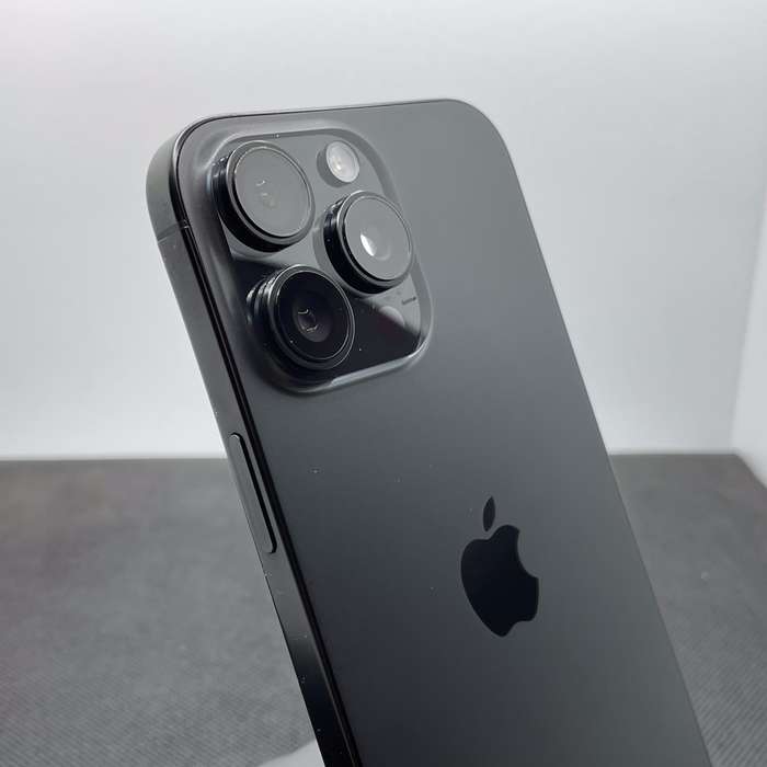 Apple iPhone 16 Pro Max 256GB Black Titanium (12 Month Warranty)