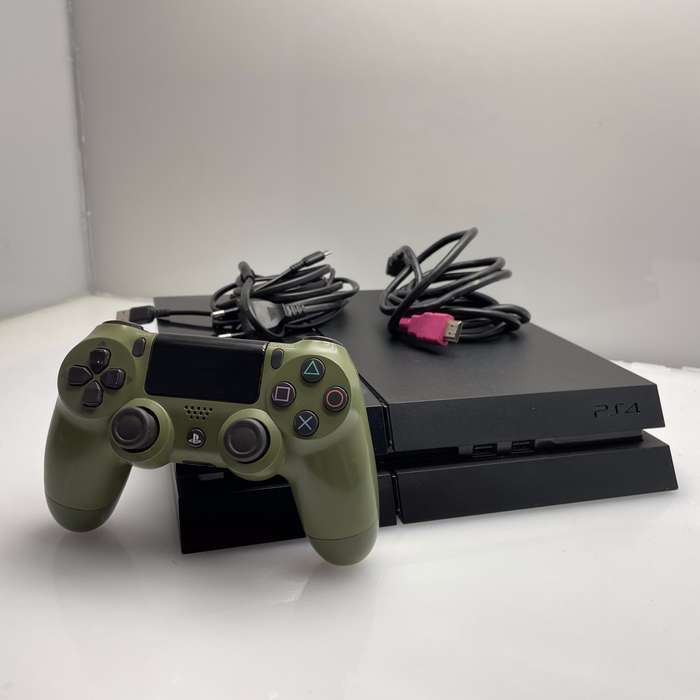 PlayStation 4 Black 500GB + 1 Controller + HDMI Cable + Power Cable (3 Month Warranty)