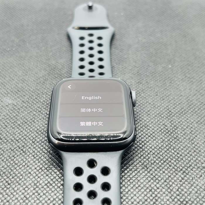 Apple Watch Series SE 1st Gen Nike 44mm GPS Only Space Gray