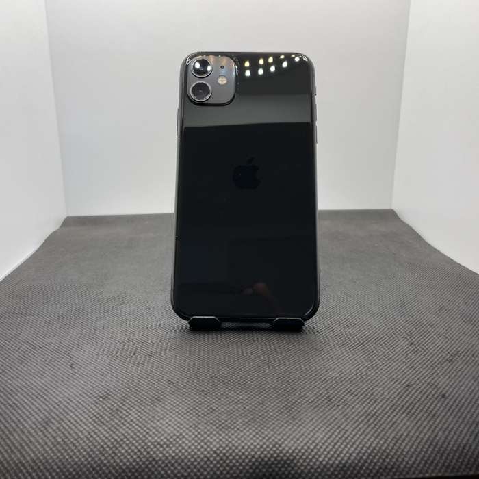 Apple iPhone 11 256GB Black (6 Month Warranty)