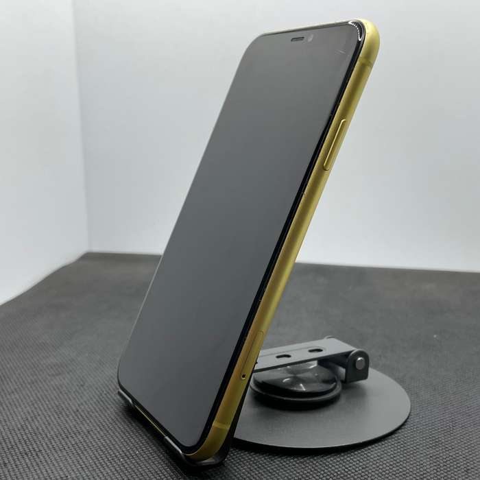 Apple iPhone 11 64GB Yellow (6 Month Warranty) - Minor Bright Spots
