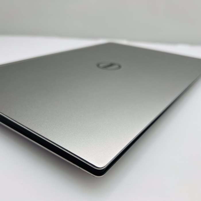 Dell XPS 13 9365 VP9G1 7th Gen 1.20GHz "Core i5" 8GB RAM 1TB SSD Silver - Faulty Battery