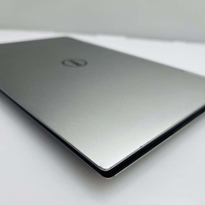 Dell XPS 13 9365 VP9G1 7th Gen 1.20GHz "Core i5" 8GB RAM 1TB SSD Silver - Faulty Battery