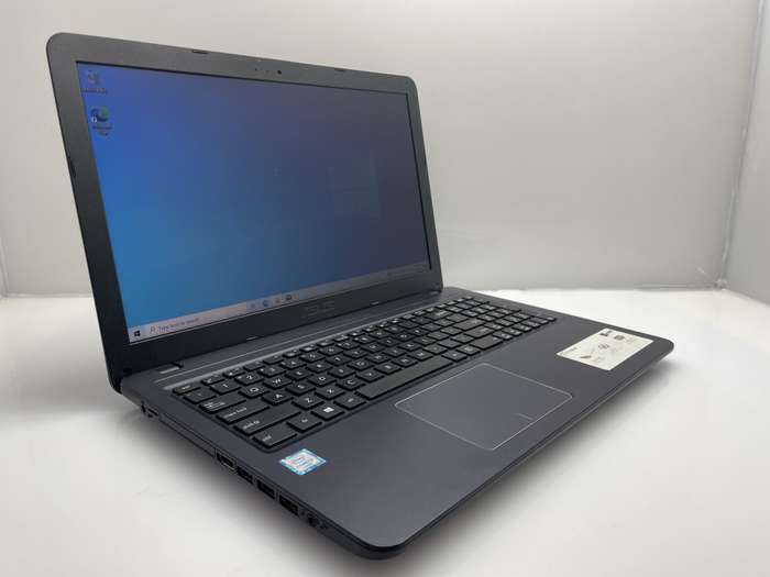 Asus X543UA-I341GT 6th Gen "Core i3" 2.30GHz 12GB RAM 256GB SSD + 1TB HDD Black - Hinge Damage An...