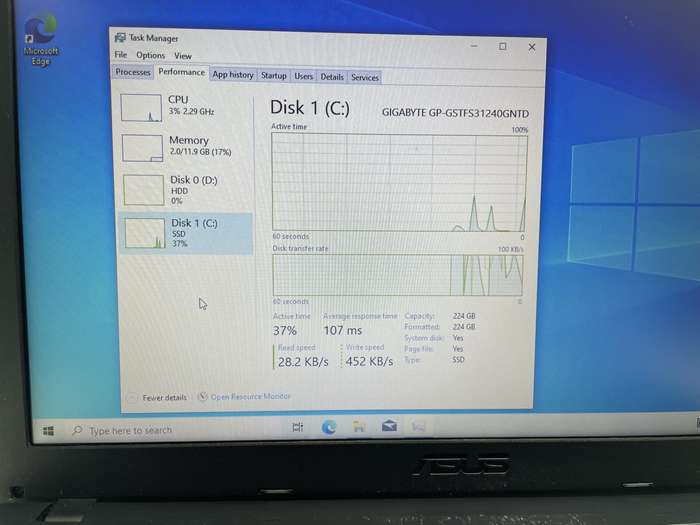 Asus X543UA-I341GT 6th Gen "Core i3" 2.30GHz 12GB RAM 256GB SSD + 1TB HDD Black - Hinge Damage An...