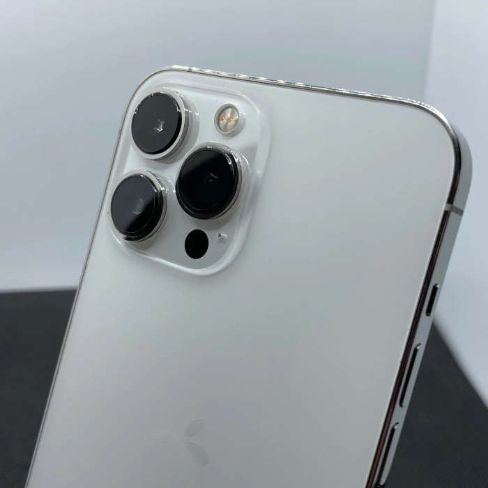 Apple iPhone 13 Pro Max 128GB Silver (12 Month Warranty)