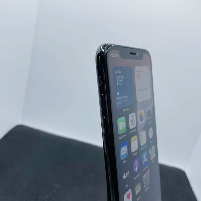 Apple iPhone XS 256GB Space Gray (3 Month Warranty) - No Face ID