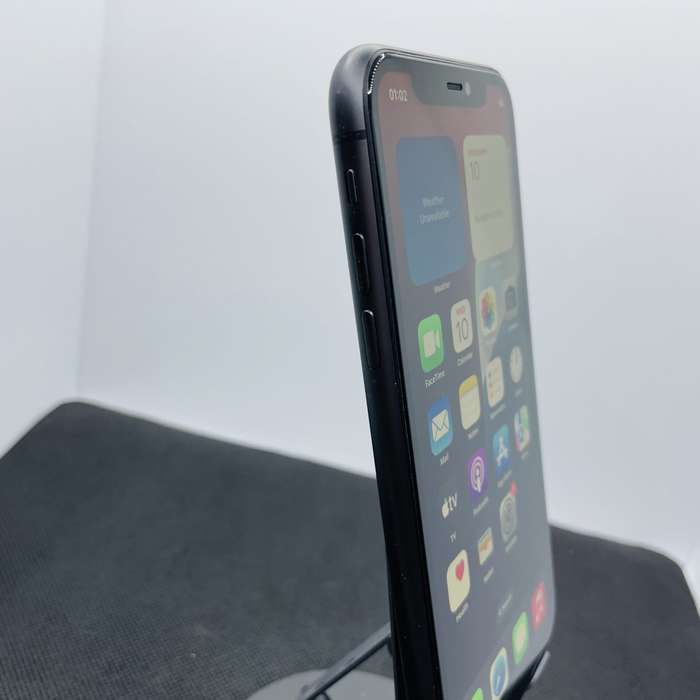 Apple iPhone 11 128GB Black (6 Month Warranty)