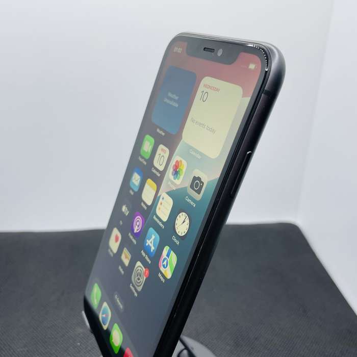 Apple iPhone 11 128GB Black (6 Month Warranty)