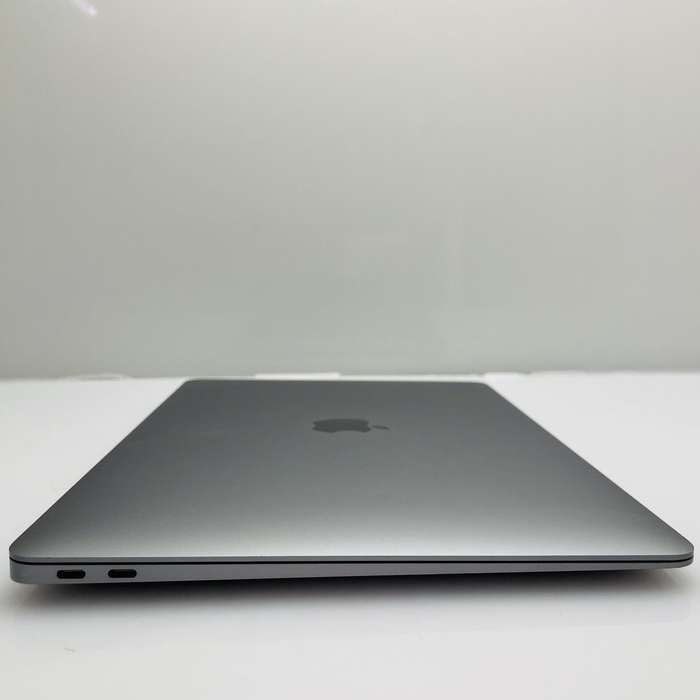 Apple MacBook Air M1 13-Inch 8 GPU/7 CPU 8GB RAM 256GB SSD (2020) Space Gray (12 Month Warr...