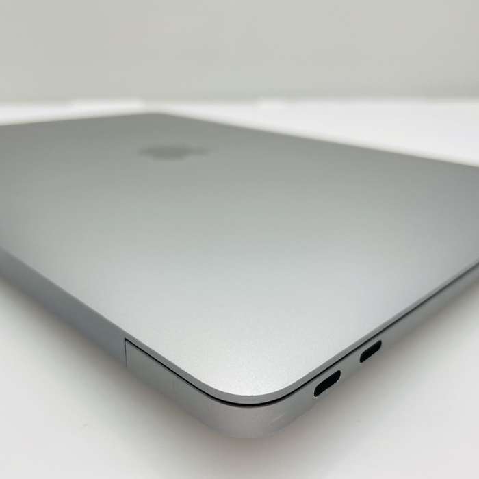 Apple MacBook Air M1 13-Inch 8 GPU/7 CPU 8GB RAM 256GB SSD (2020) Space Gray (12 Month Warr...