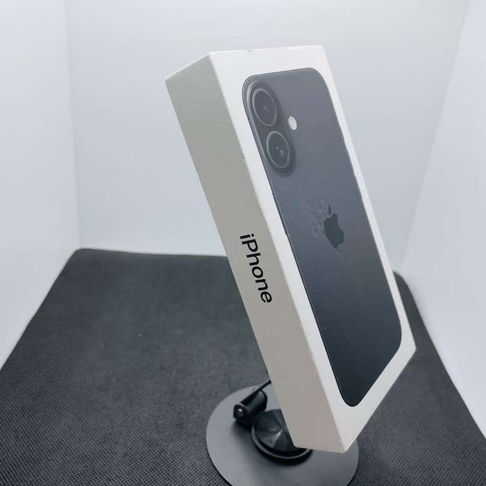 Apple iPhone 16 Black 128GB   (10 Year Warranty)
