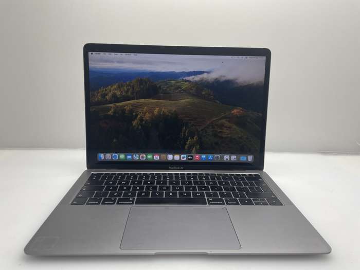 Apple MacBook Air 13-Inch Core i5 1.60GHz (Late 2018) 8GB RAM 256GB SSD Grey/Silver (6 Mont...