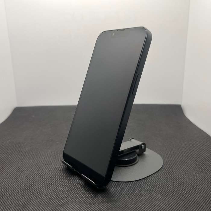 iPhone 13 128GB Midnight (6 Month Warranty )