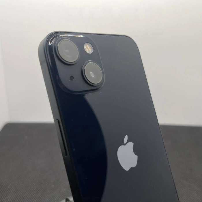 iPhone 13 128GB Midnight (6 Month Warranty )