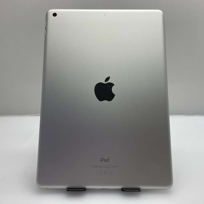 Apple iPad 10.2" 9th Gen 256GB (Wi-Fi Only) Silver - No Touch ID | Bright Spot