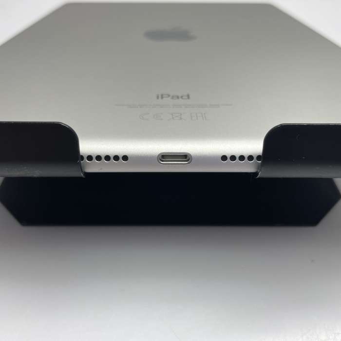 Apple iPad 10.2" 9th Gen 256GB (Wi-Fi Only) Silver - No Touch ID | Bright Spot