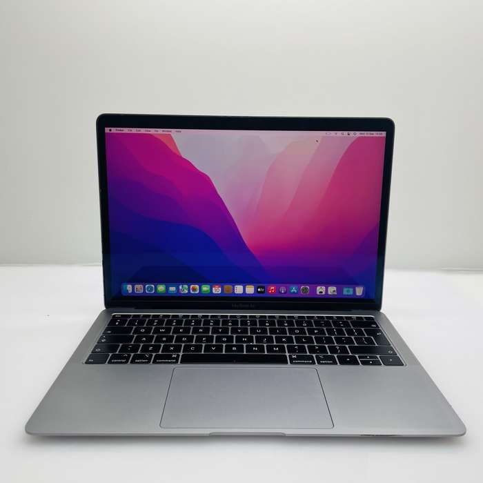 Apple MacBook Air 13-Inch Core i5 1.60GHz 8GB RAM 128GB SSD (True Tone, 2019) Space Gray (6...