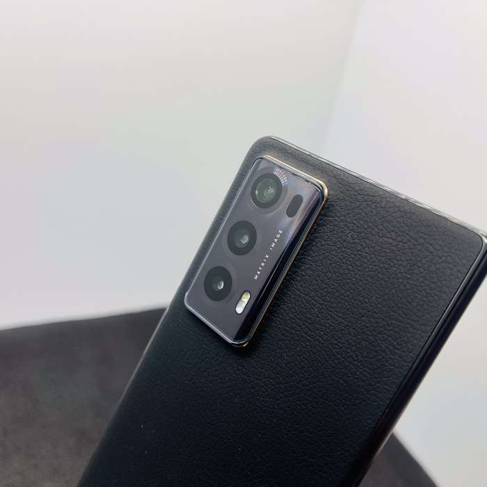 Honor Magic V2 512GB Dual Sim Black (12 Month Warranty) - Mint Condition