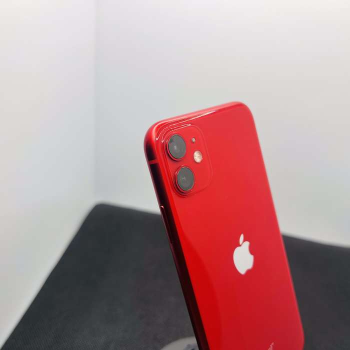 Apple iPhone 11 64GB Product Red (6 Month Warranty)  Minor Bright Spots