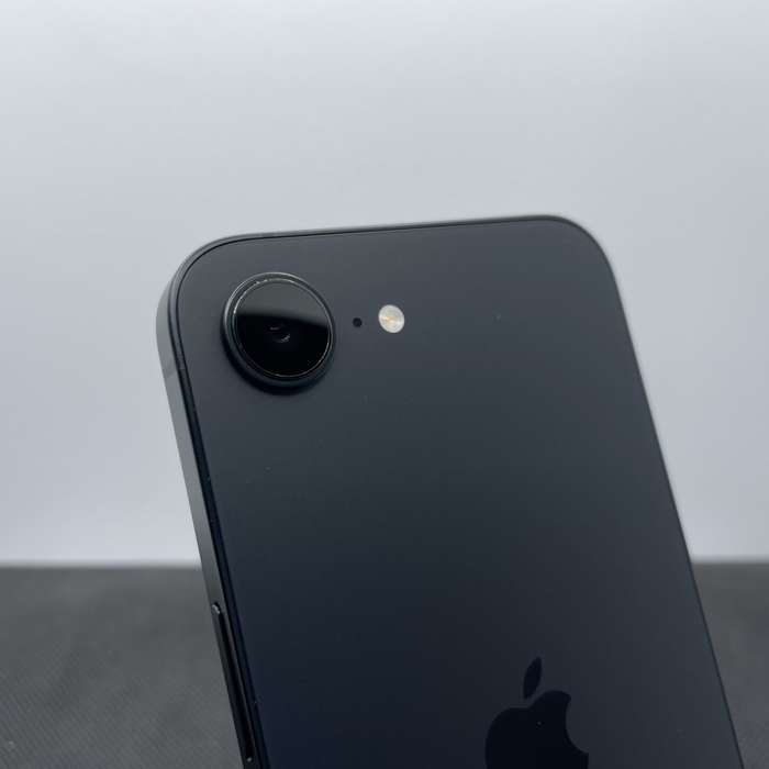 Apple iPhone 16e 128GB Black (12 Month Warranty) - Mint Condition