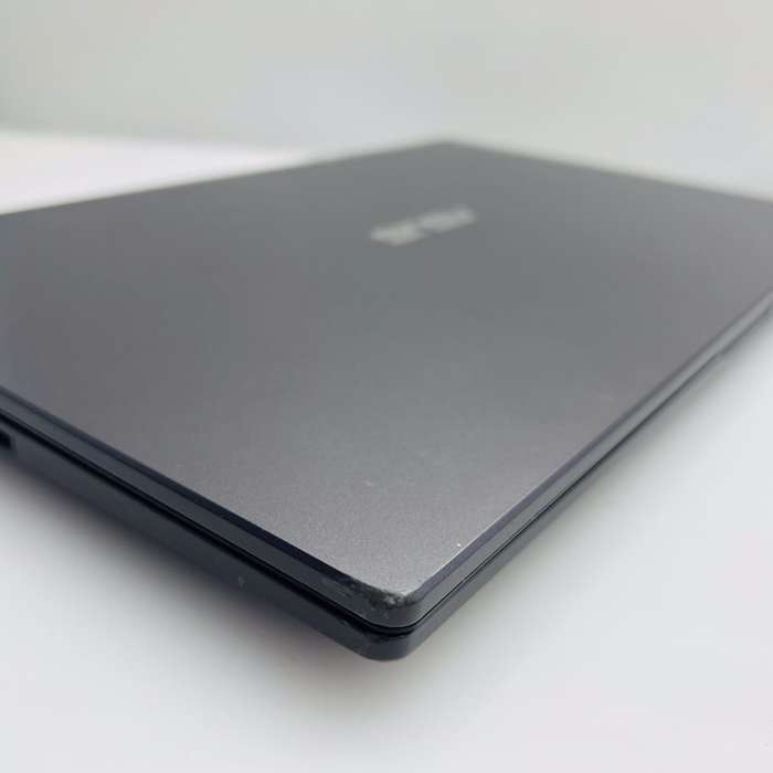 Asus X515E 11th Gen "Core i3" 3.00GHz 16GB RAM 256GB SSD Grey - Minor Bright Spots