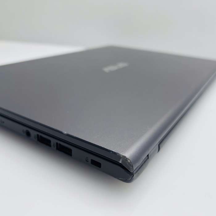 Asus X515E 11th Gen "Core i3" 3.00GHz 16GB RAM 256GB SSD Grey - Minor Bright Spots