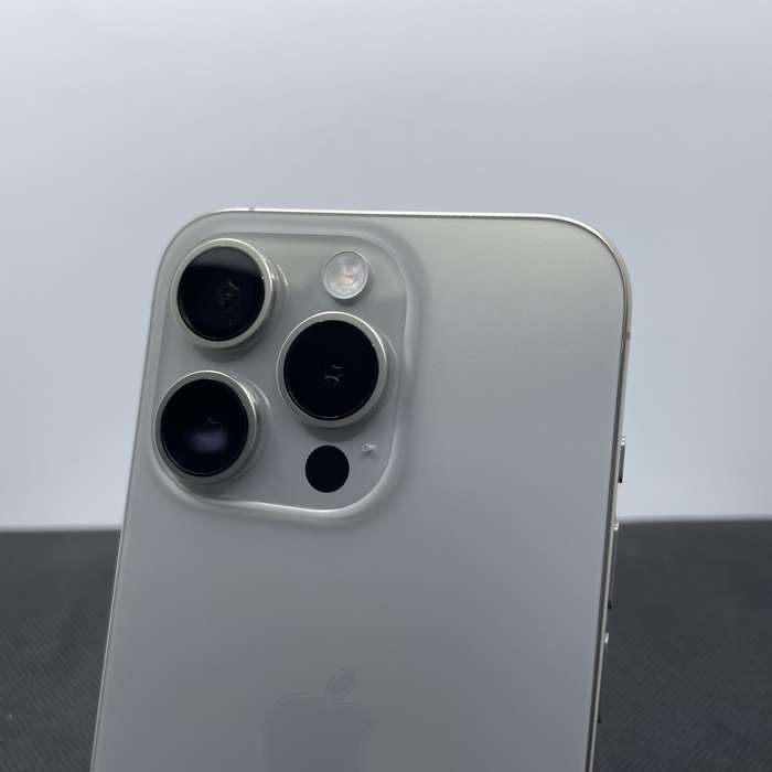 Apple iPhone 15 Pro 128GB Natural Titanium (12 Month Warranty)