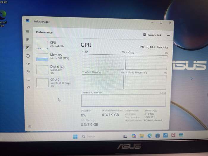 Asus X515E 11th Gen "Core i3" 3.00GHz 16GB RAM 256GB SSD Grey - Minor Bright Spots
