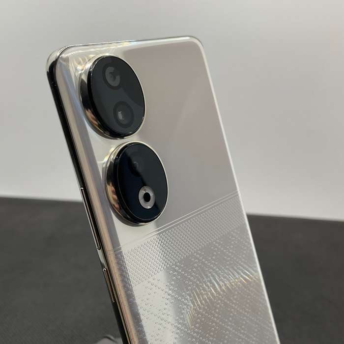 Honor 90 512GB Dual Sim Diamond Silver (3 Month Warranty)