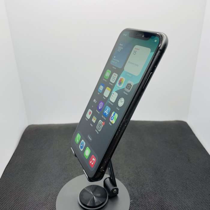 Apple iPhone 11 64GB Black (6 Month Warranty)