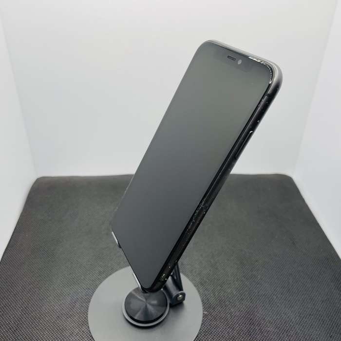 Apple iPhone 11 64GB Black (6 Month Warranty)
