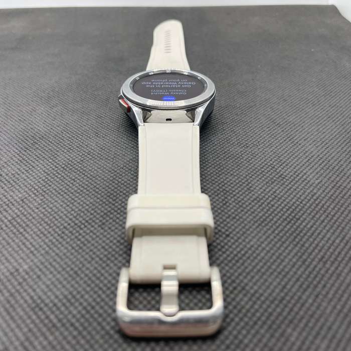 Samsung Galaxy Watch 4 Classic LTE Silver  With White Straps