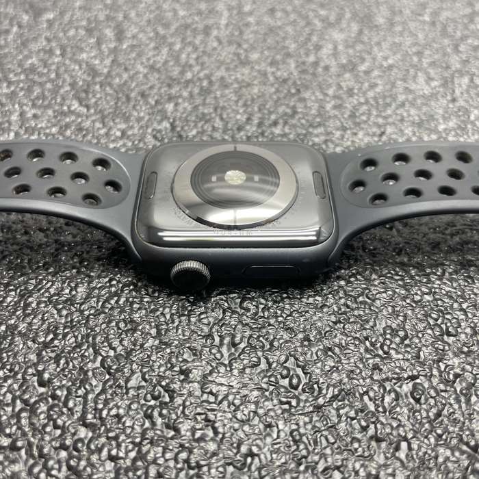 Apple Watch Series 5 44mm GPS Only Aluminum Space Grey - With Black Nike Straps - Cracked Screen